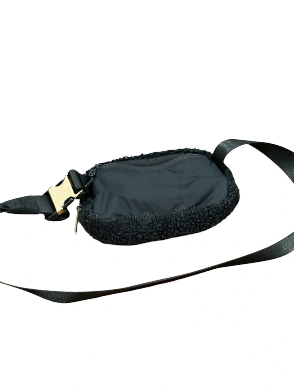 Lululemon Everywhere Belt Bag Textured Black Sherpa Fleece Gold Hardware